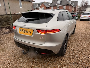 Used Jaguar F-Pace 2016 for sale - 77786563: Photo