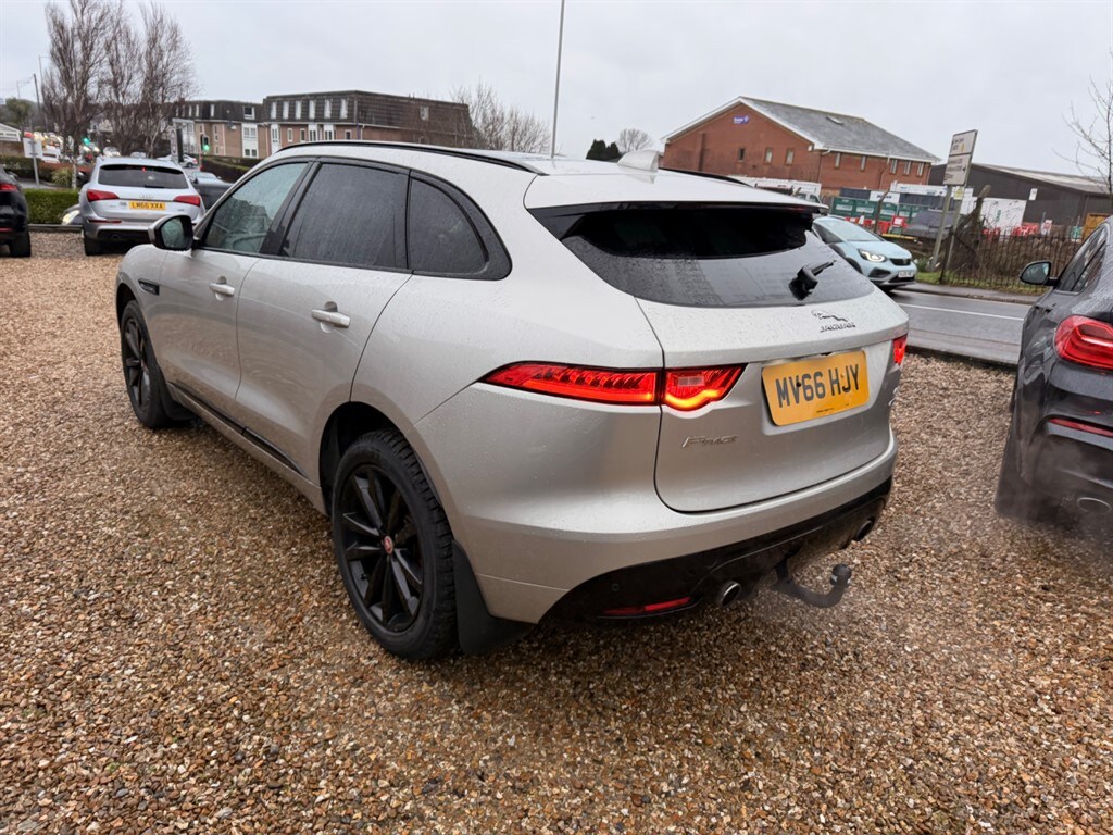 Used Jaguar F-Pace 2016 for sale - 77786563: Photo 6