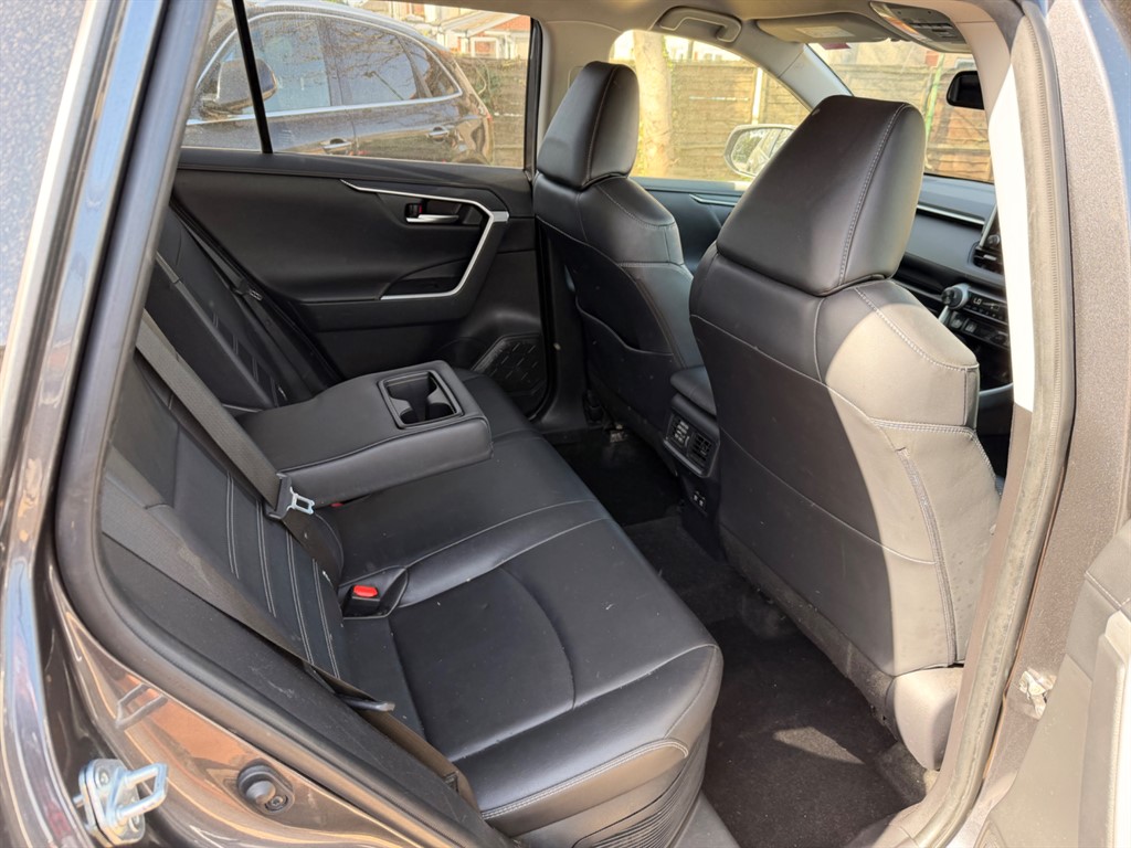 Used Toyota RAV4 2020 for sale - 78166002: Photo 10