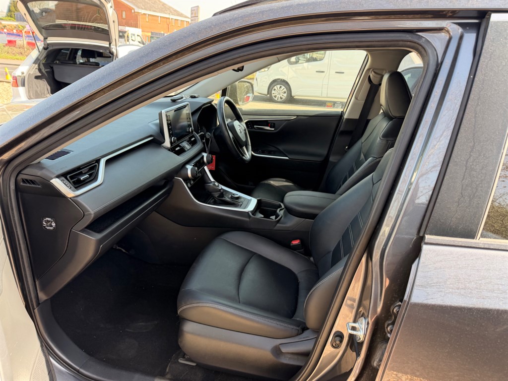 Used Toyota RAV4 2020 for sale - 78166002: Photo 6