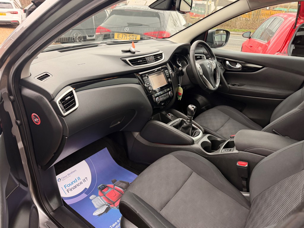 Used Nissan Qashqai 2016 for sale - 77367332: Photo 12