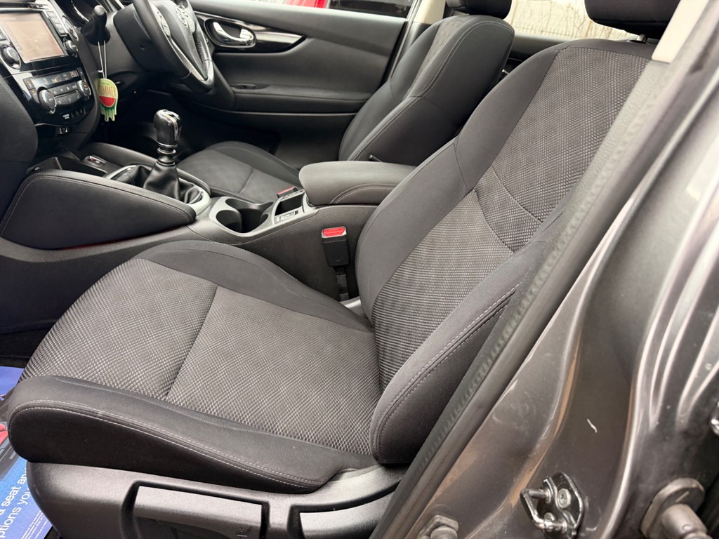 Used Nissan Qashqai 2016 for sale - 77367332: Photo 16