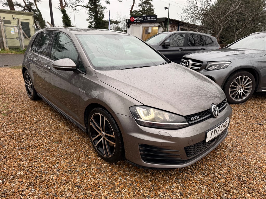 Used Volkswagen Golf 2017 for sale - 77381301: Photo 1