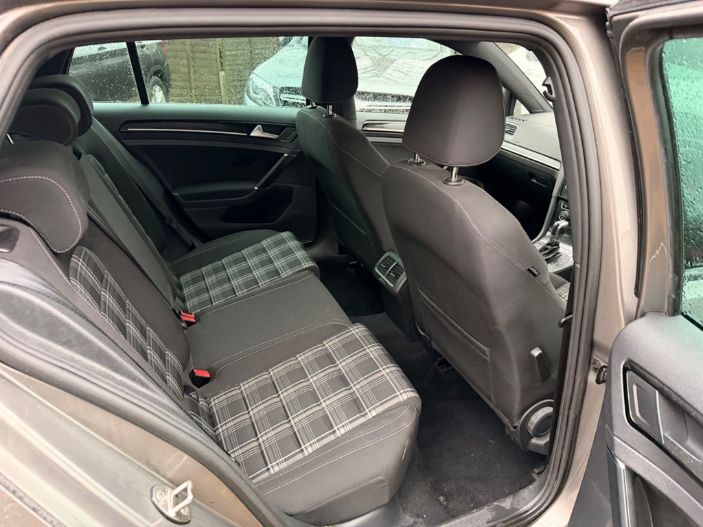 Used Volkswagen Golf 2017 for sale - 77381301: Photo 10