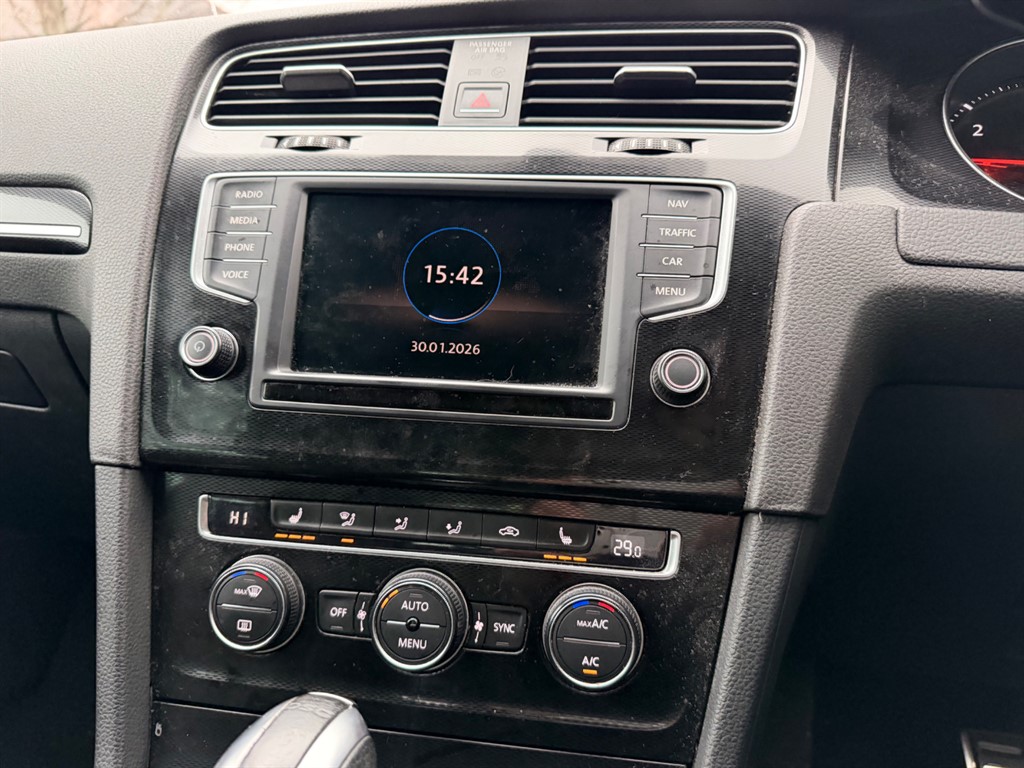 Used Volkswagen Golf 2017 for sale - 77381301: Photo 15