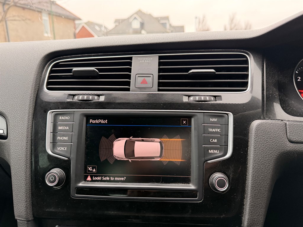 Used Volkswagen Golf 2017 for sale - 77381301: Photo 20