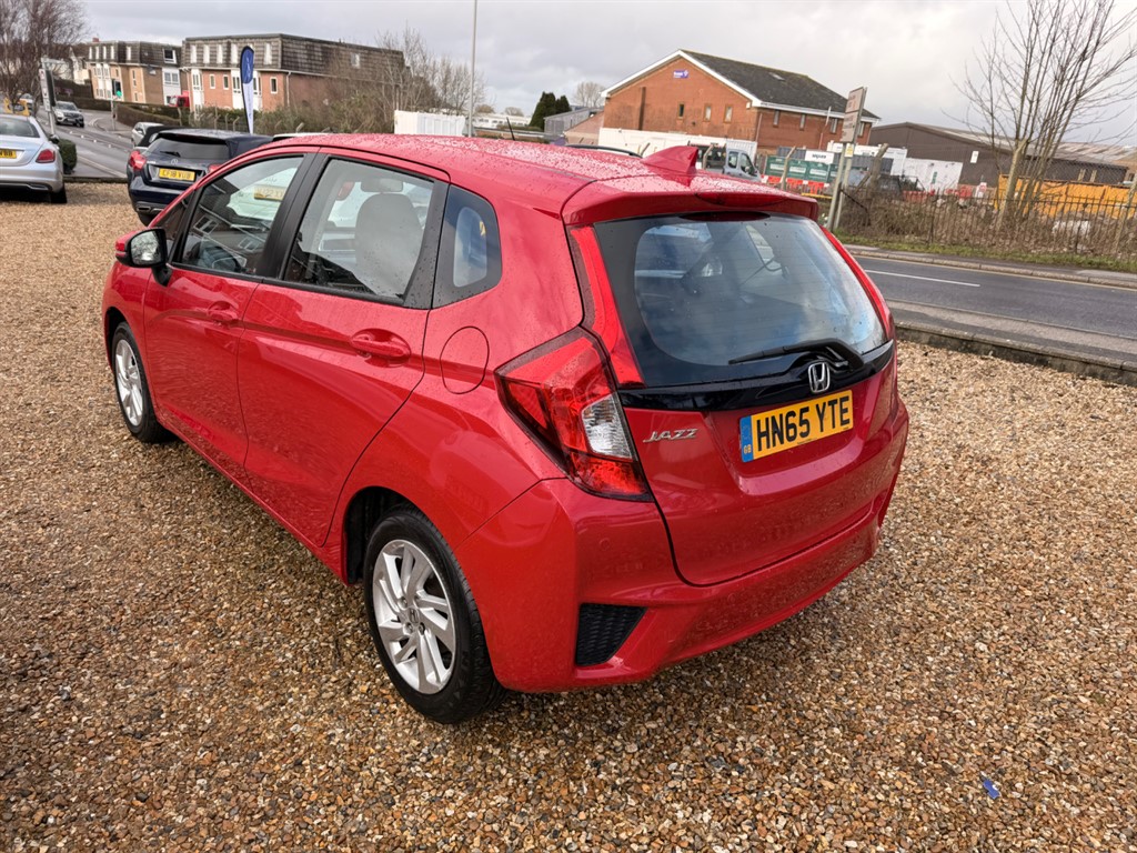 Used Honda Jazz 2016 for sale - 77698989: Photo 10