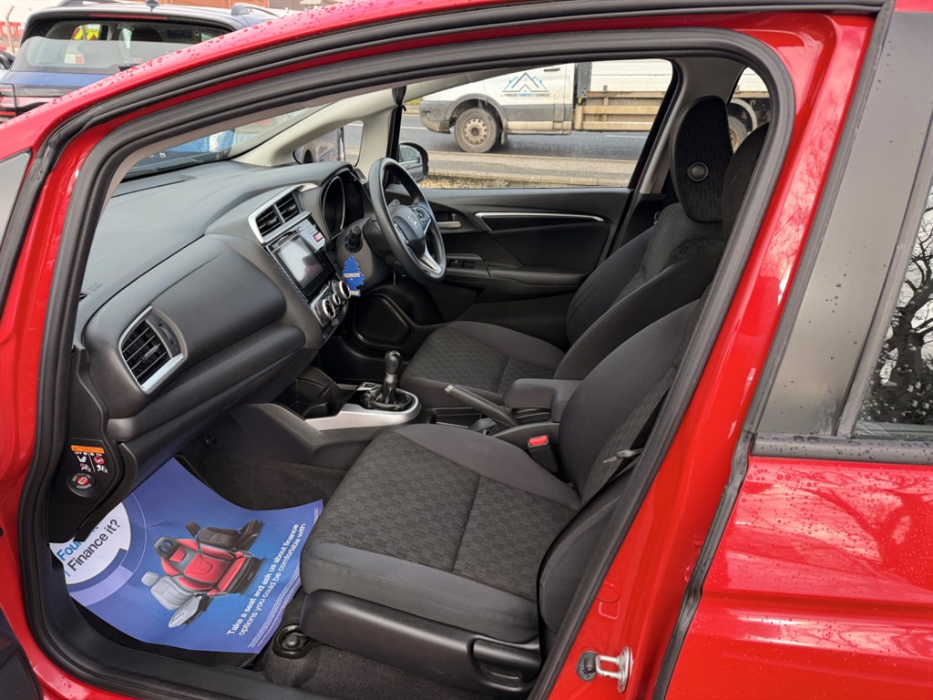 Used Honda Jazz 2016 for sale - 77698989: Photo 13