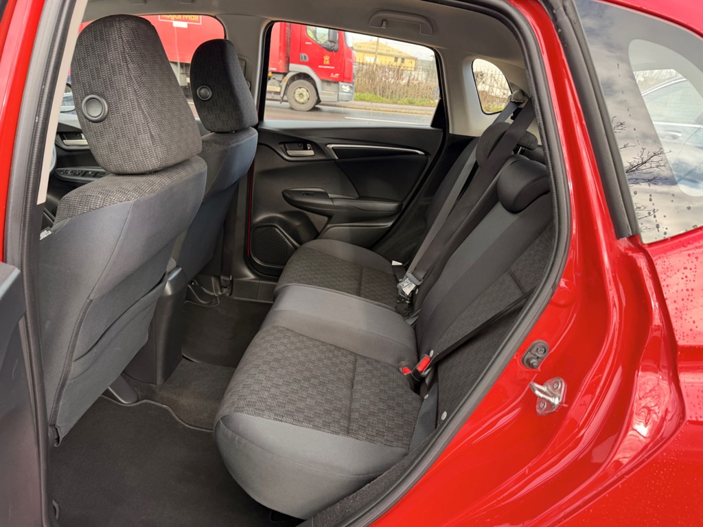 Used Honda Jazz 2016 for sale - 77698989: Photo 15