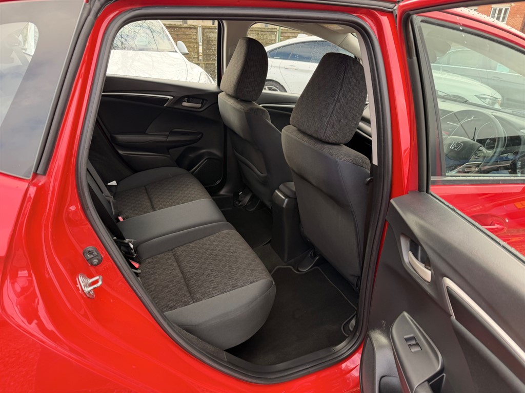 Used Honda Jazz 2016 for sale - 77698989: Photo 19