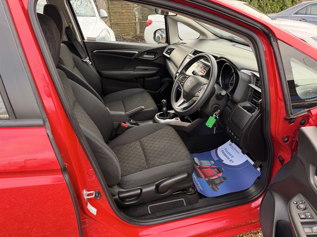 Used Honda Jazz 2016 for sale - 77698989: Photo 23