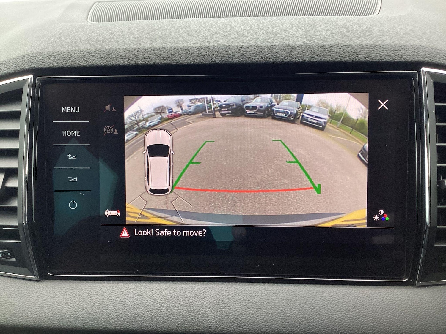 Used Skoda Karoq 2018 for sale - 78147968: Photo 21