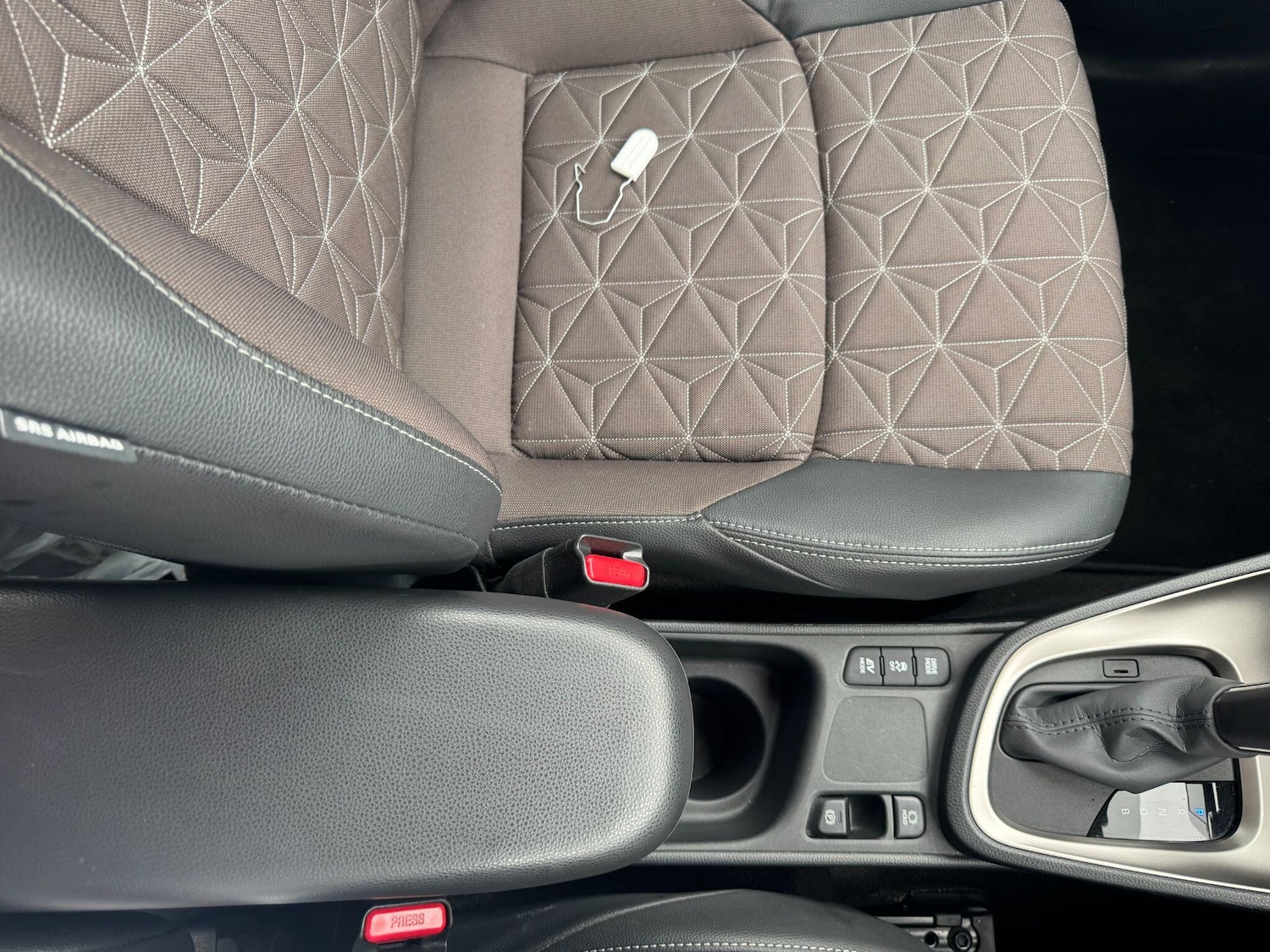 Used Toyota Yaris Cross 2023 for sale - 76408969: Photo 11