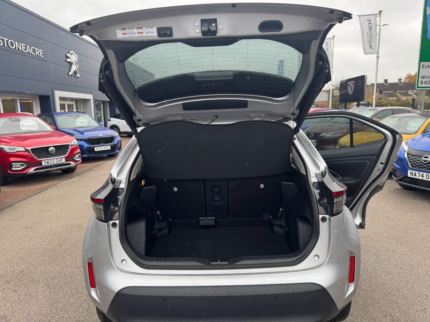 Used Toyota Yaris Cross 2023 for sale - 76408969: Photo 33