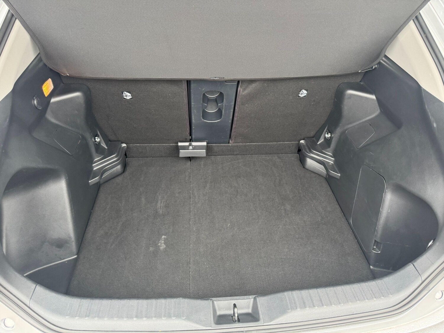 Used Toyota Yaris Cross 2023 for sale - 76408969: Photo 35