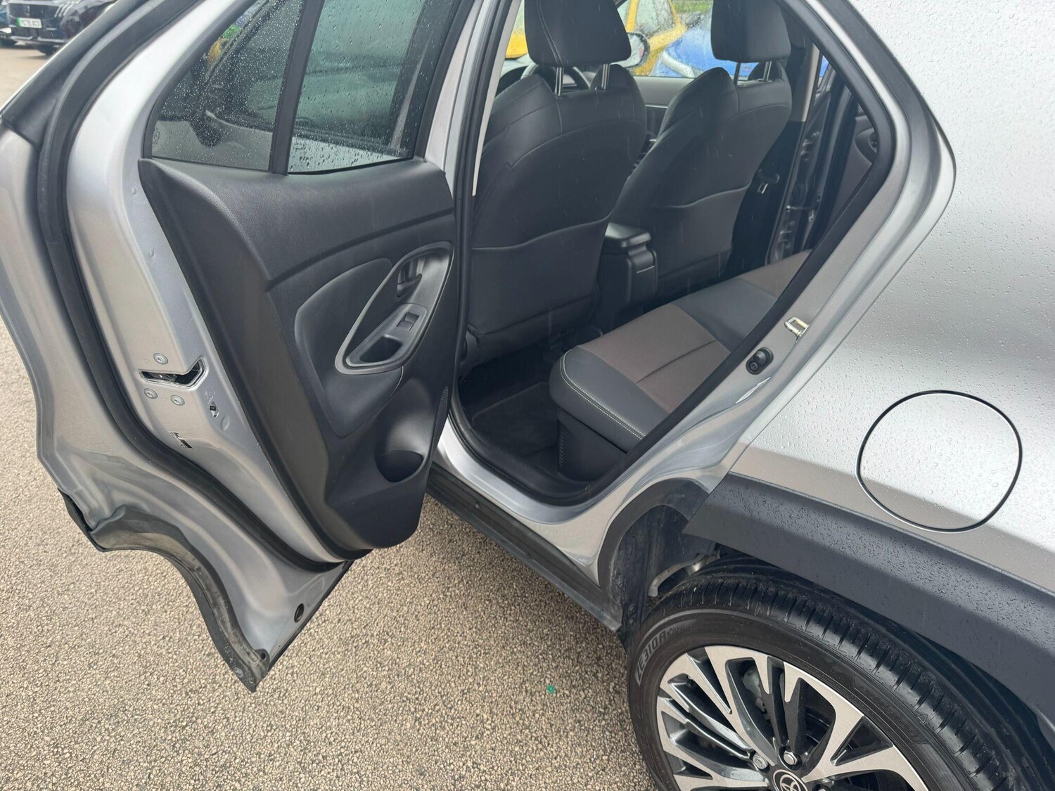 Used Toyota Yaris Cross 2023 for sale - 76408969: Photo 37