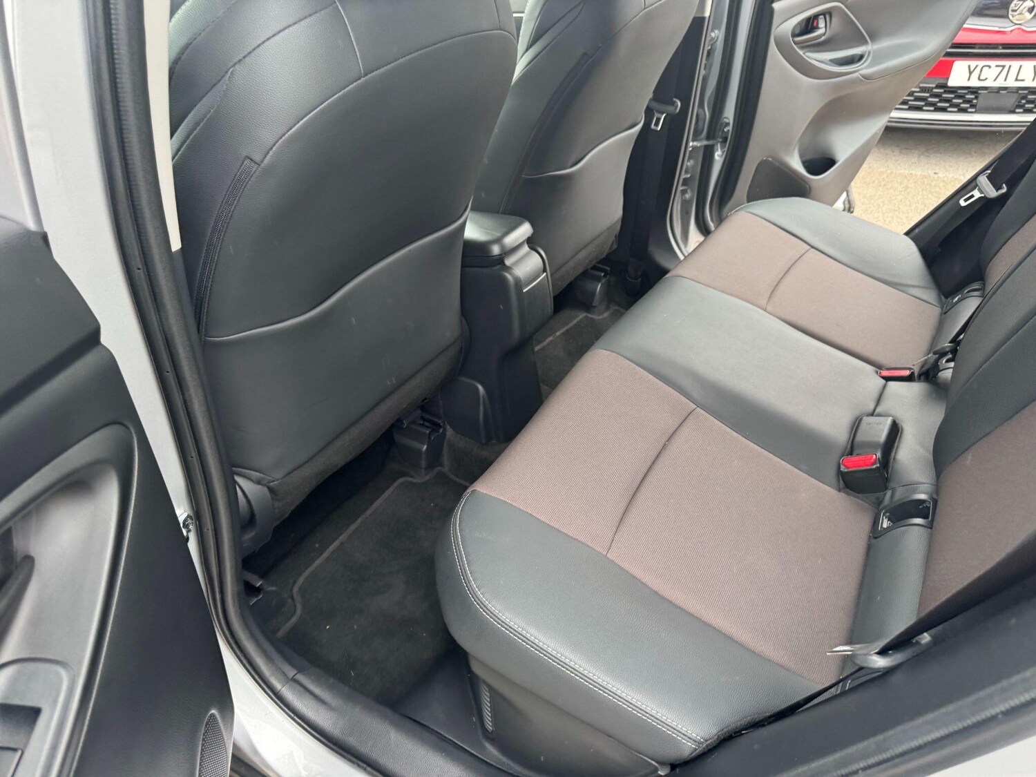 Used Toyota Yaris Cross 2023 for sale - 76408969: Photo 38