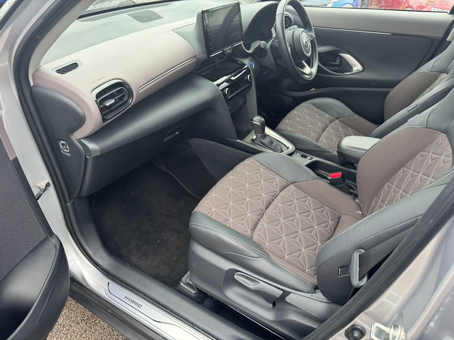 Used Toyota Yaris Cross 2023 for sale - 76408969: Photo 41