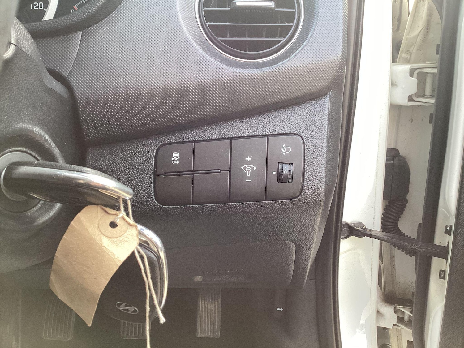 Used Hyundai i10 2018 for sale - 77455841: Photo 14