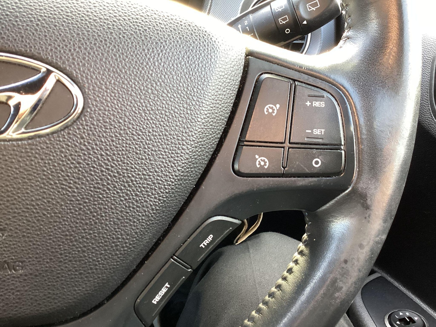 Used Hyundai i10 2018 for sale - 77455841: Photo 20