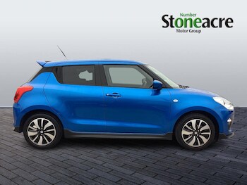 Used Suzuki Swift 2020 for sale - 77468775: Photo