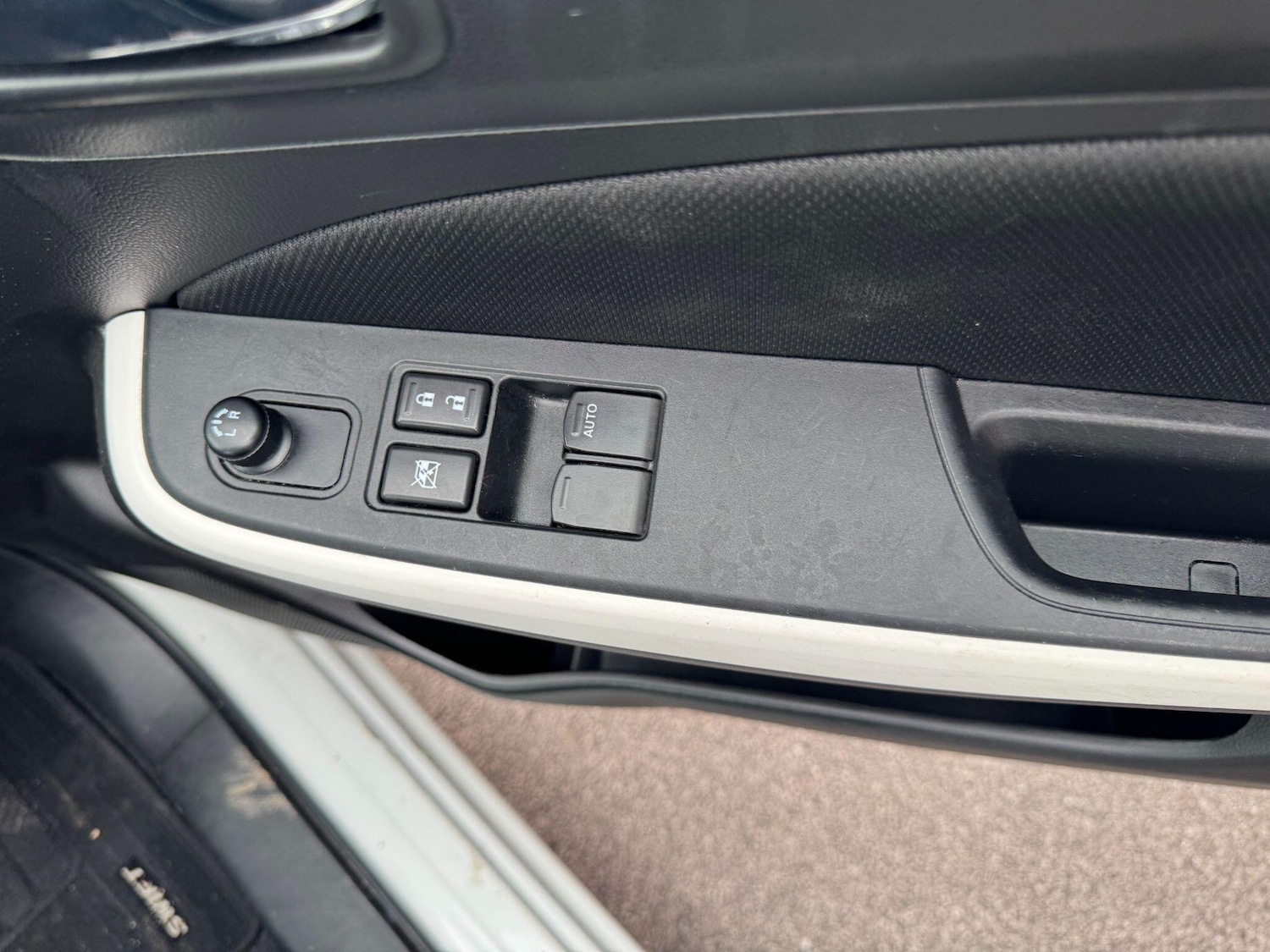 Used Suzuki Swift 2023 for sale - 76441175: Photo 13