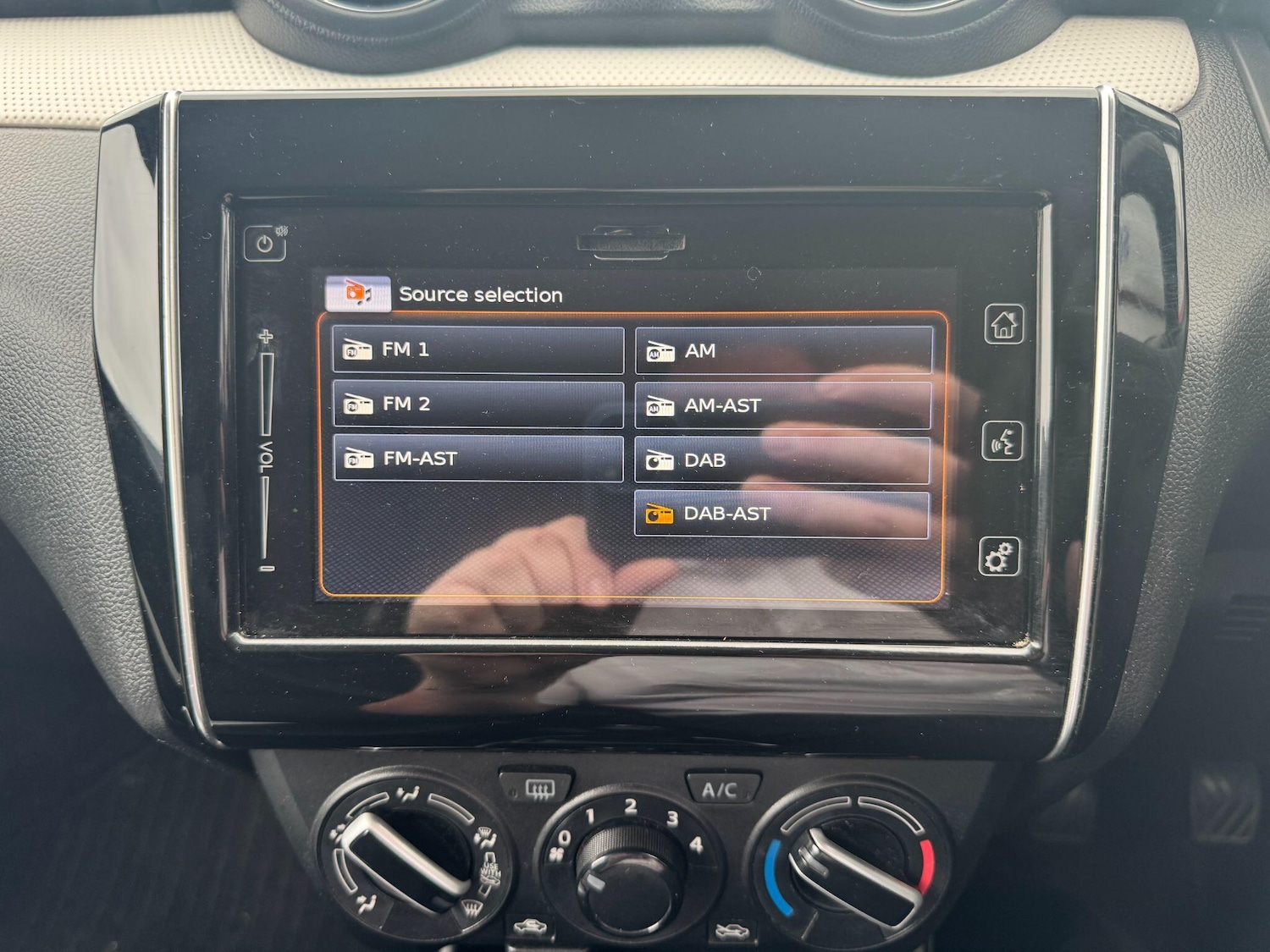 Used Suzuki Swift 2023 for sale - 76441175: Photo 23