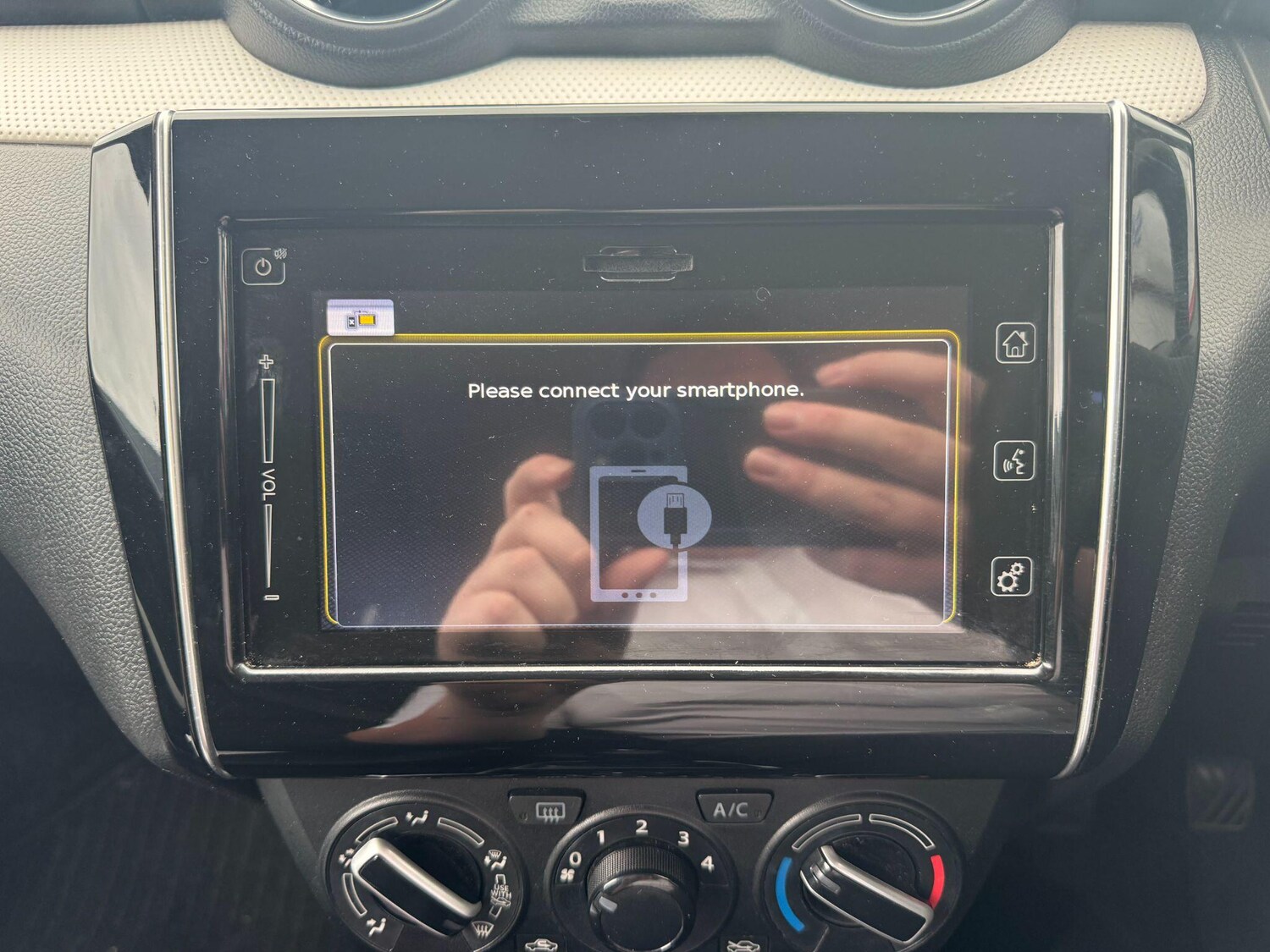 Used Suzuki Swift 2023 for sale - 76441175: Photo 25