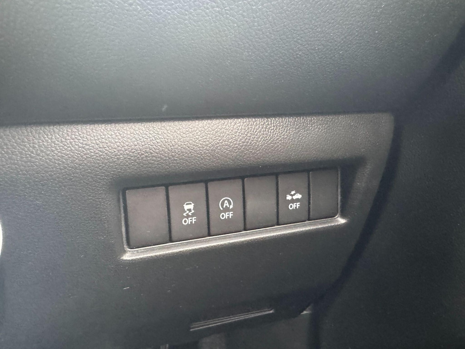 Used Suzuki Swift 2023 for sale - 76441175: Photo 31