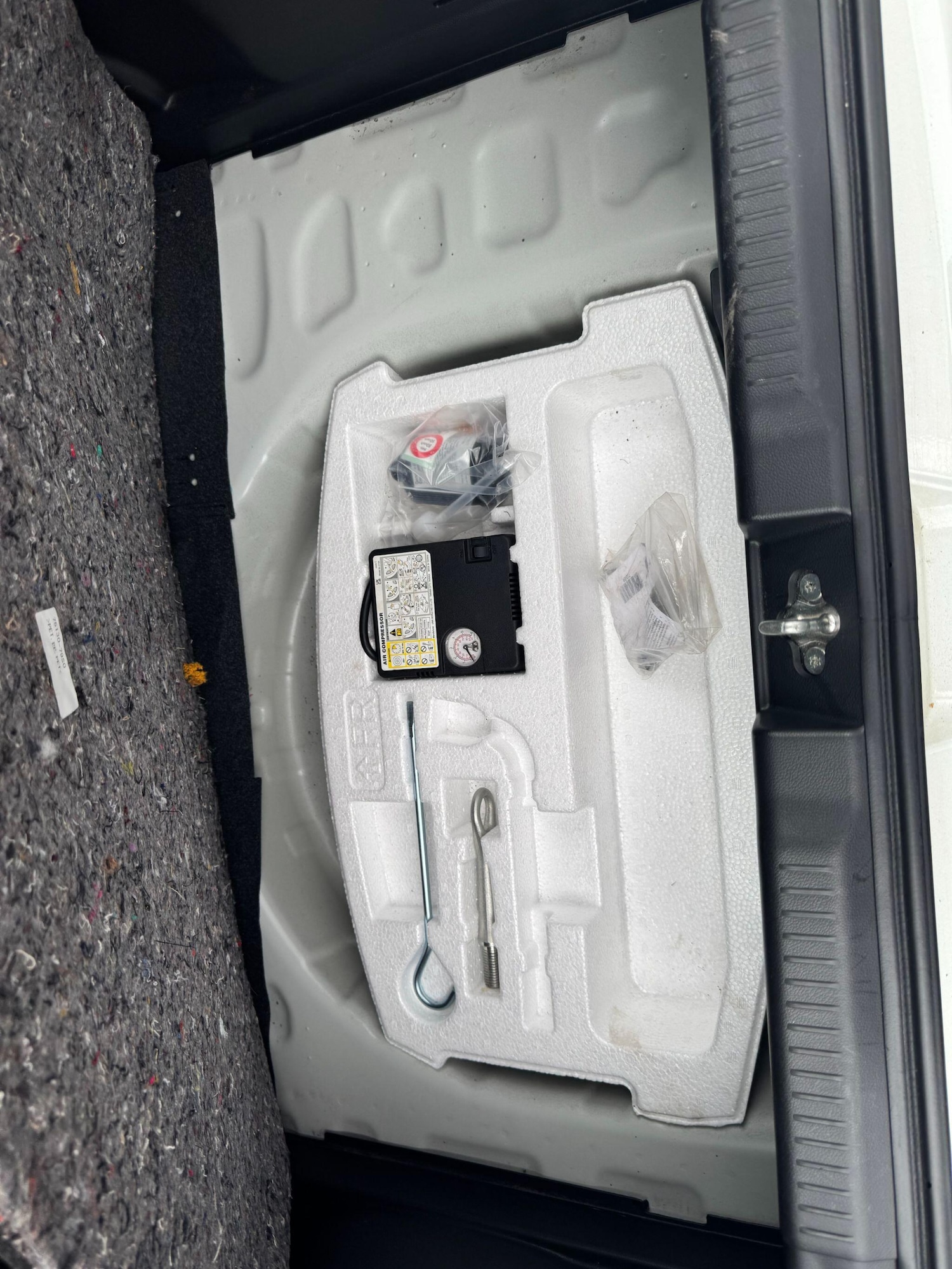 Used Suzuki Swift 2023 for sale - 76441175: Photo 39