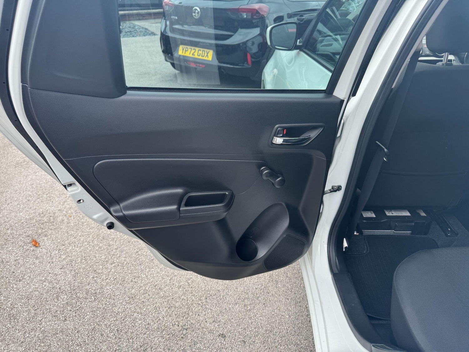 Used Suzuki Swift 2023 for sale - 76441175: Photo 41