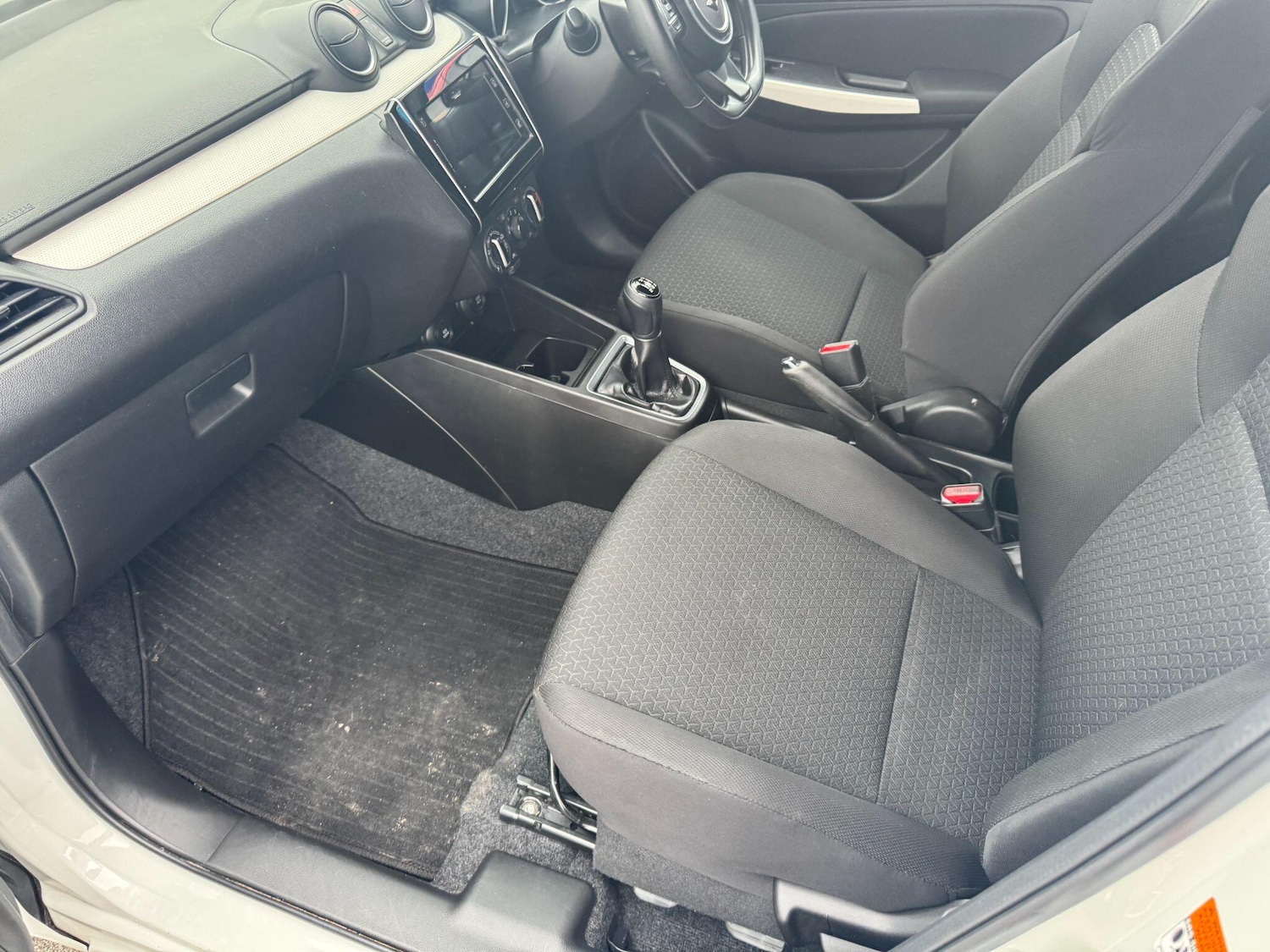 Used Suzuki Swift 2023 for sale - 76441175: Photo 45