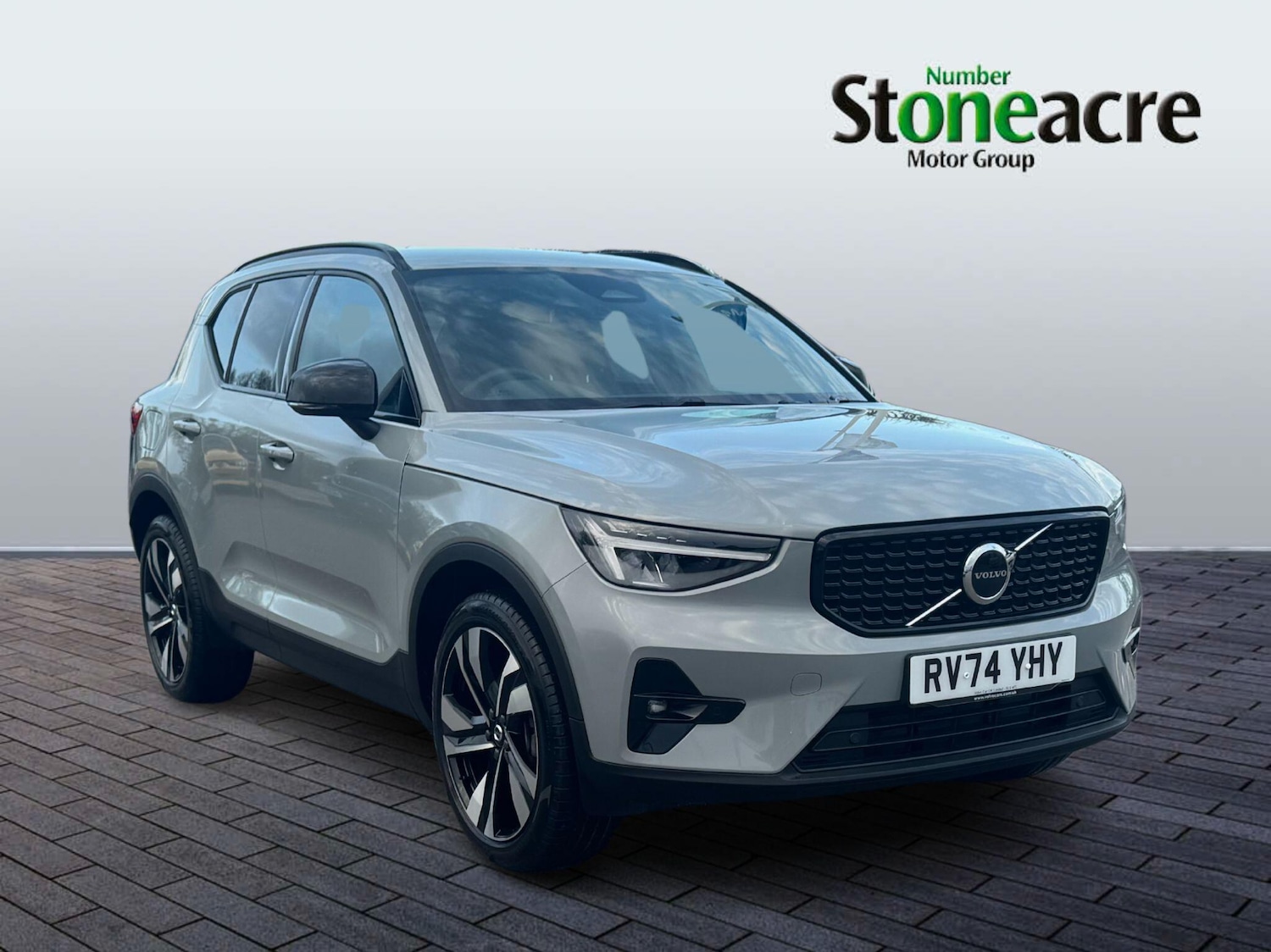 Used Volvo XC40 2025 for sale - 76912627: Photo 1