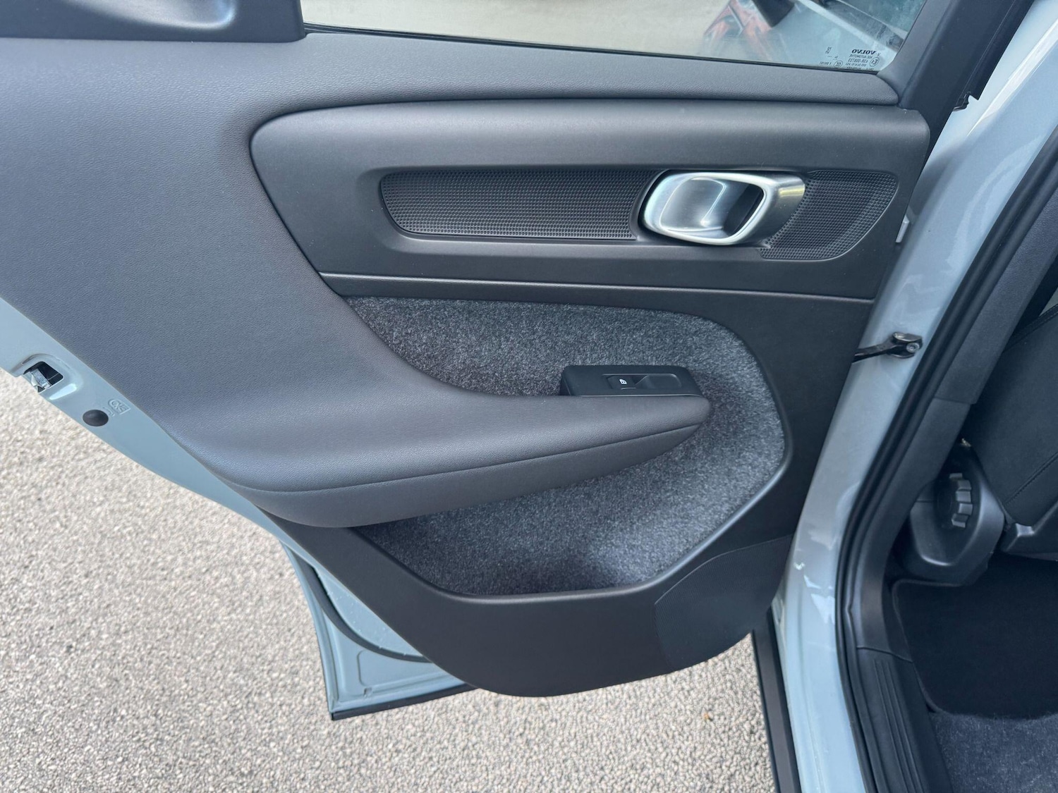 Used Volvo XC40 2025 for sale - 76912627: Photo 39