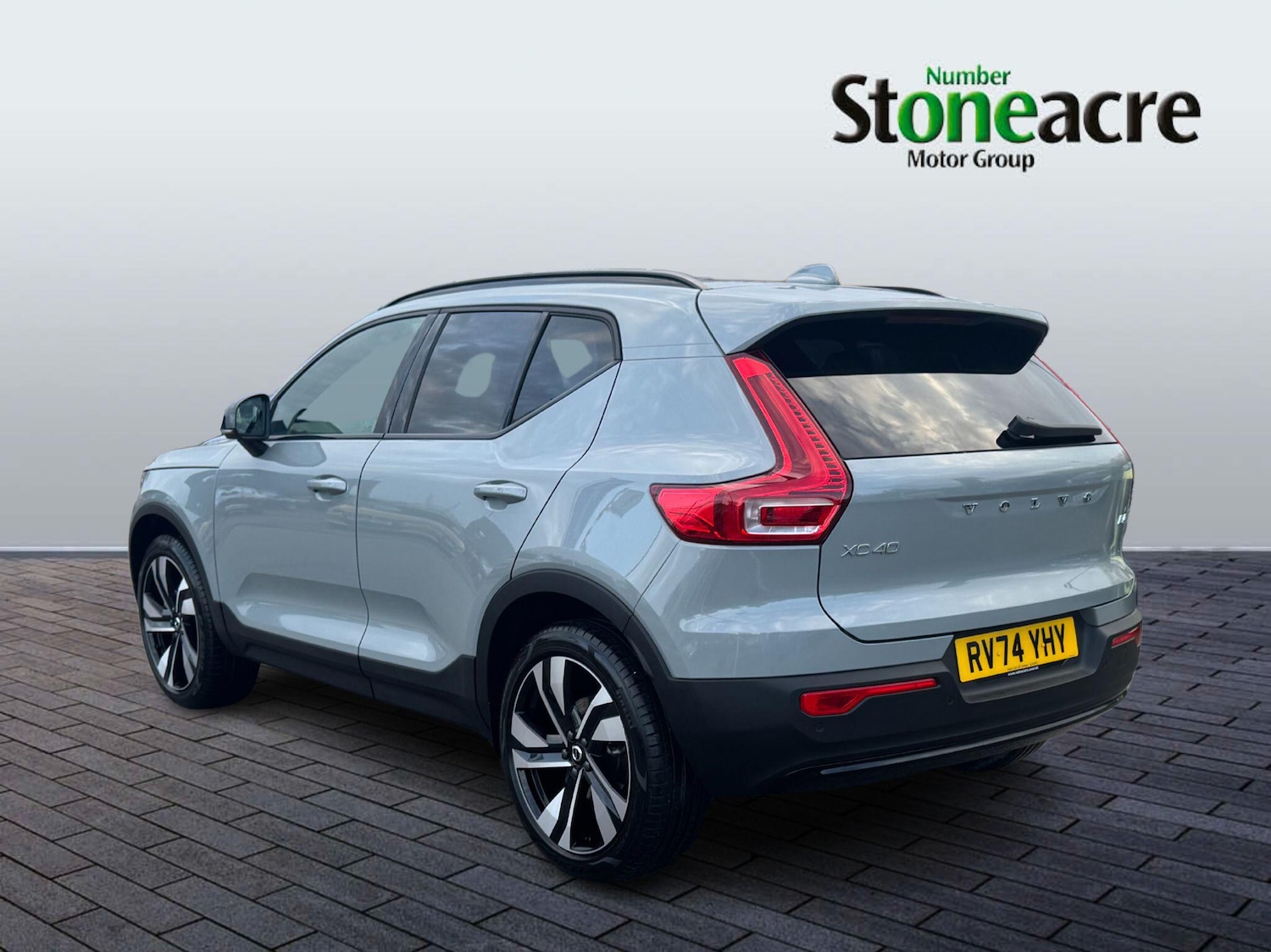Used Volvo XC40 2025 for sale - 76912627: Photo 5