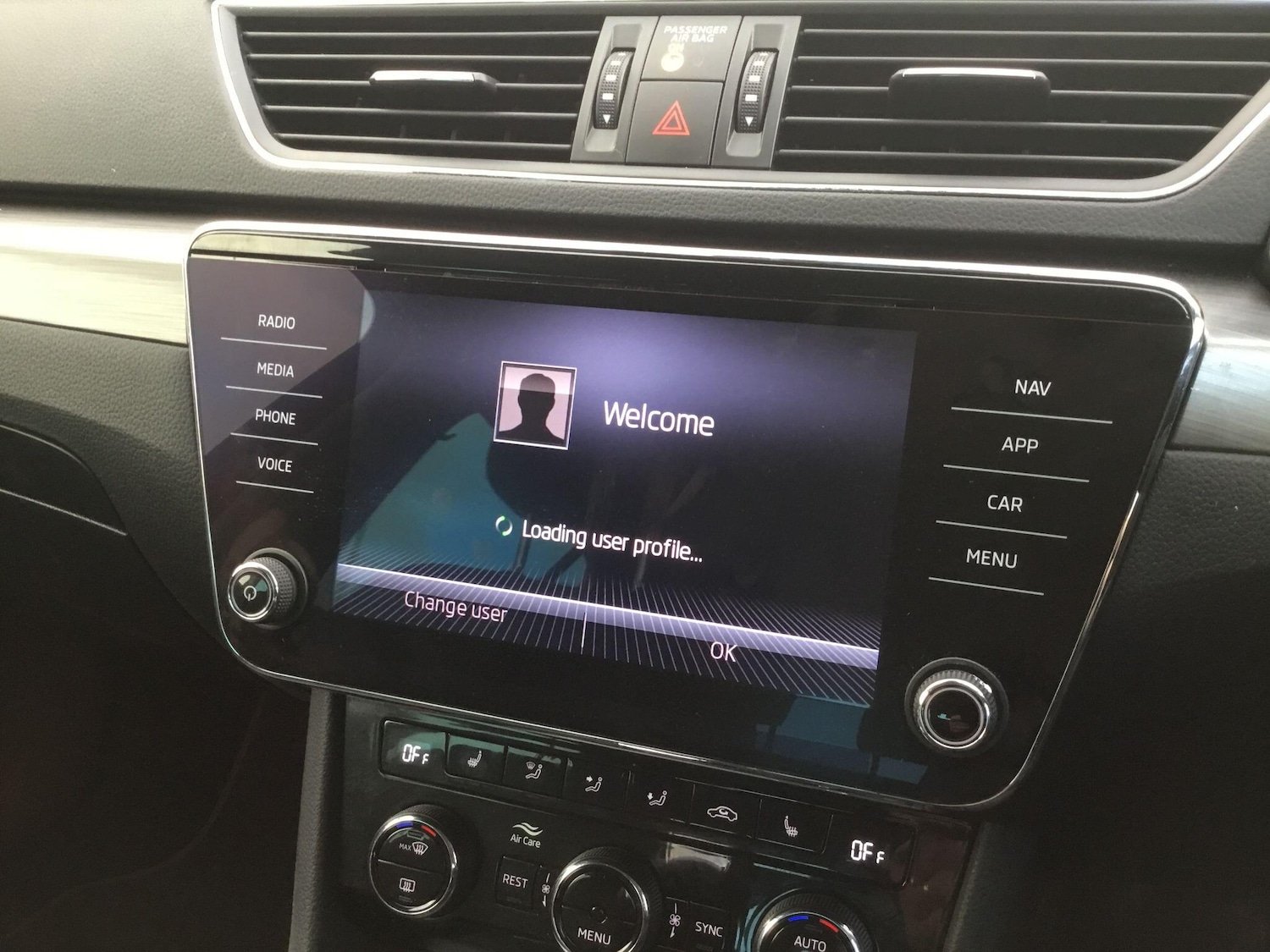 Used Skoda Superb 2020 for sale - 76667094: Photo 17