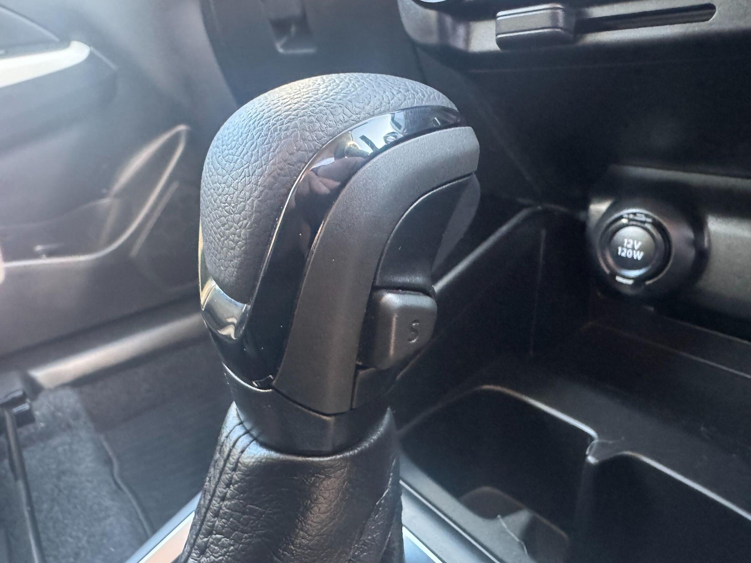 Used Suzuki Swift 2023 for sale - 77163352: Photo 14