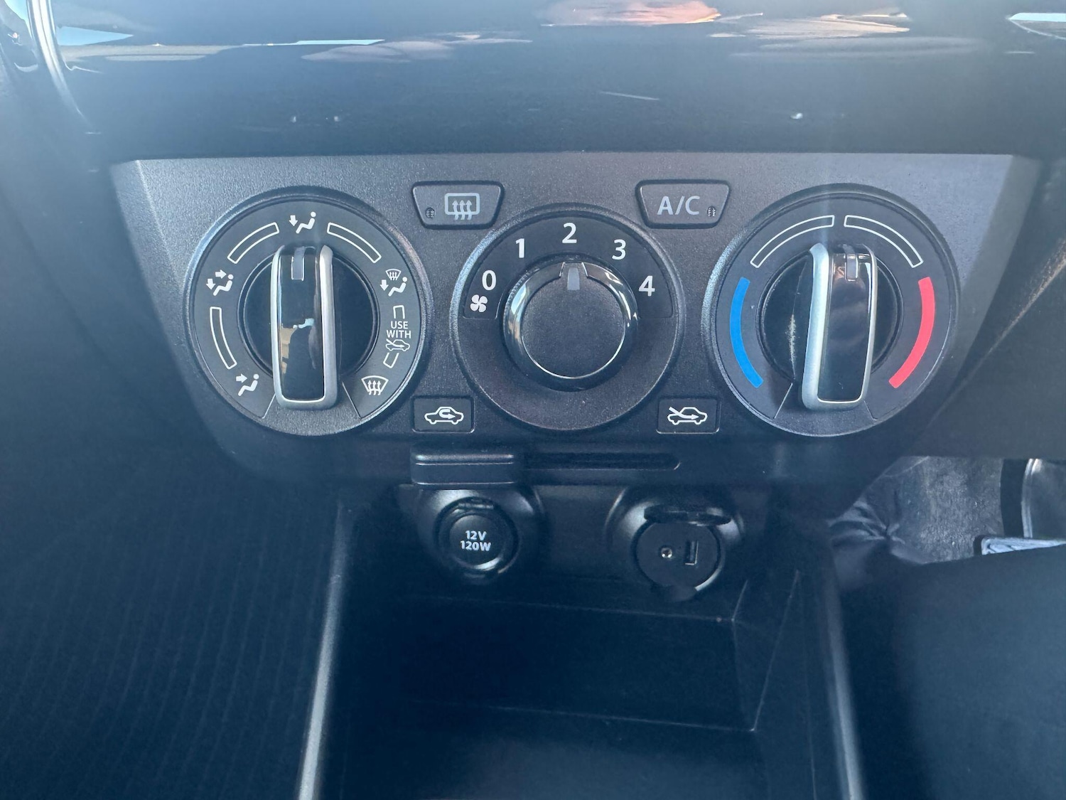 Used Suzuki Swift 2023 for sale - 77163352: Photo 16