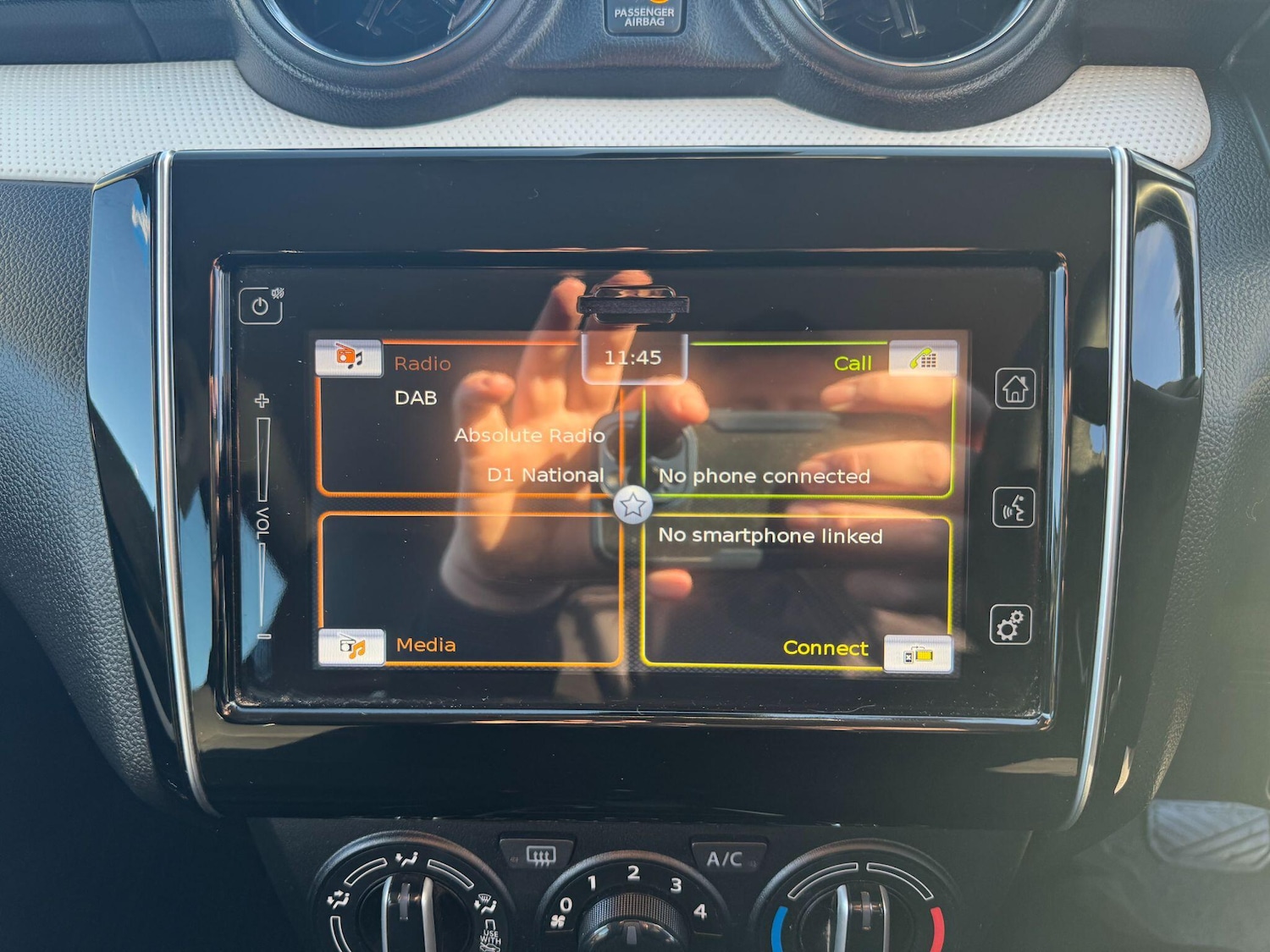 Used Suzuki Swift 2023 for sale - 77163352: Photo 17