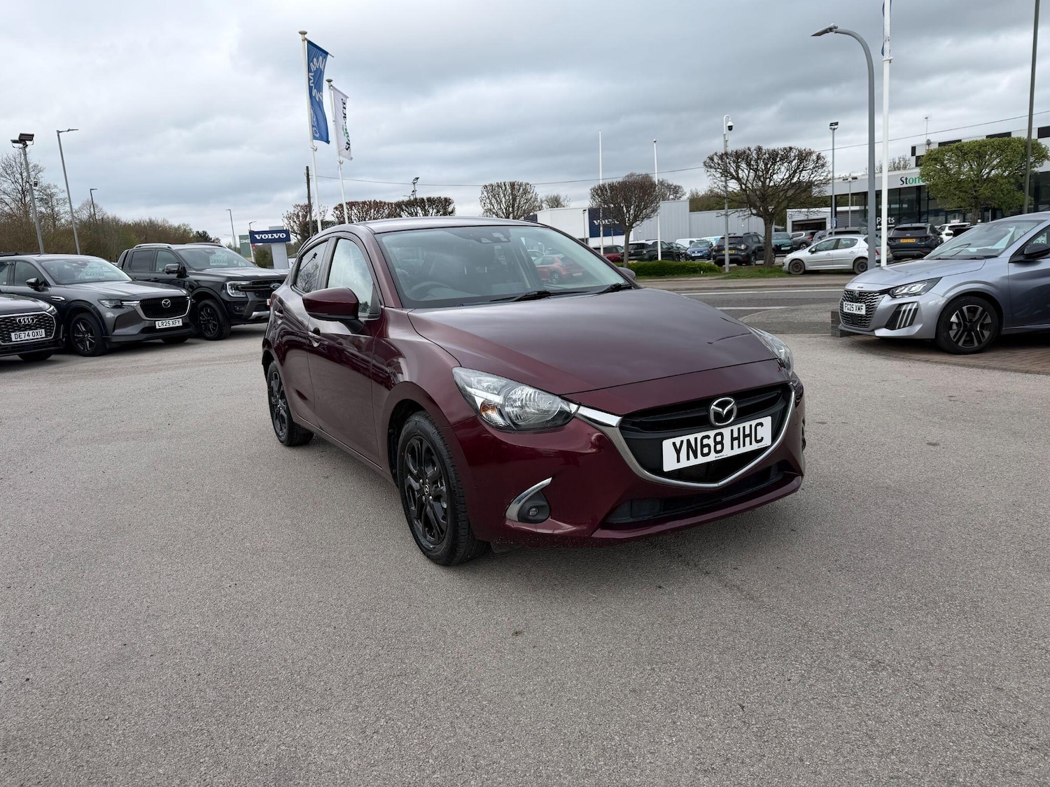 Used Mazda Mazda2 for sale - 78214266: Photo 4