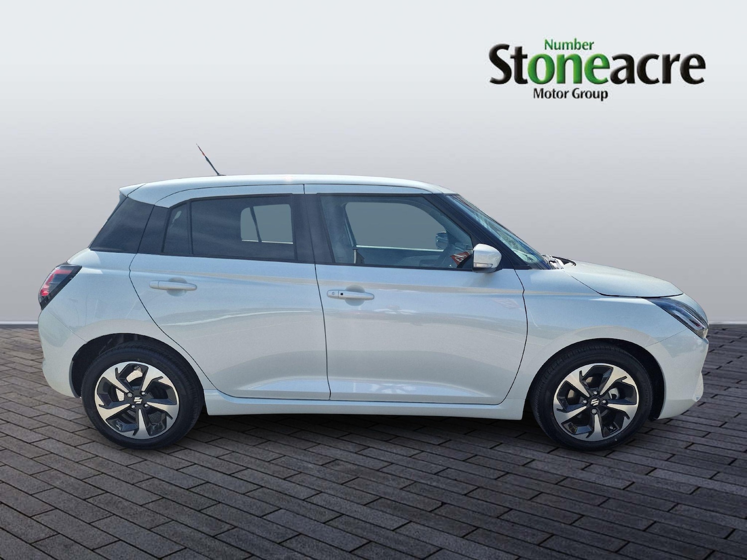 Used Suzuki Swift for sale - 77898447: Photo 2