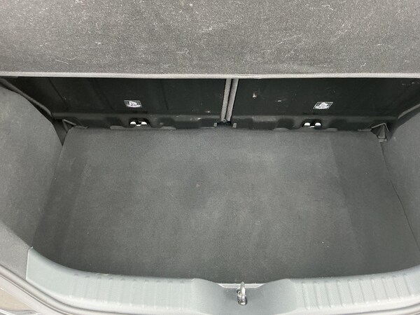 Used Toyota Aygo X 2023 for sale - 76099082: Photo 25