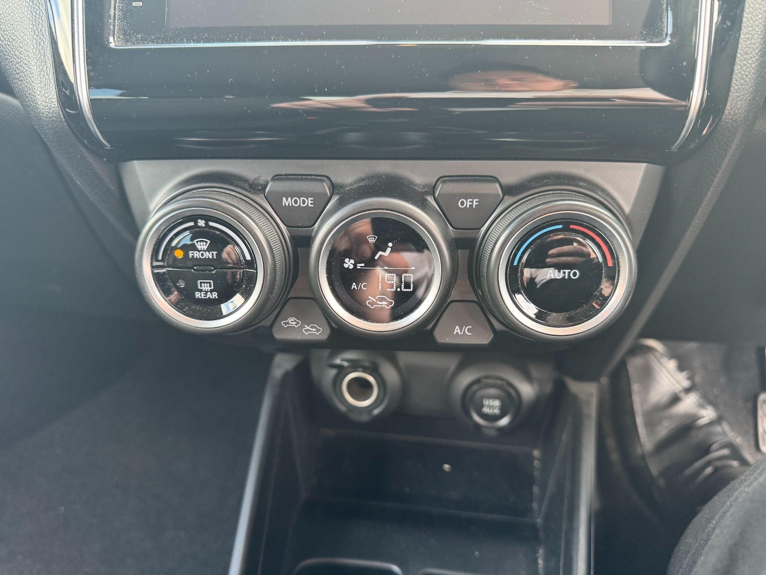 Used Suzuki Swift 2021 for sale - 76702489: Photo 15