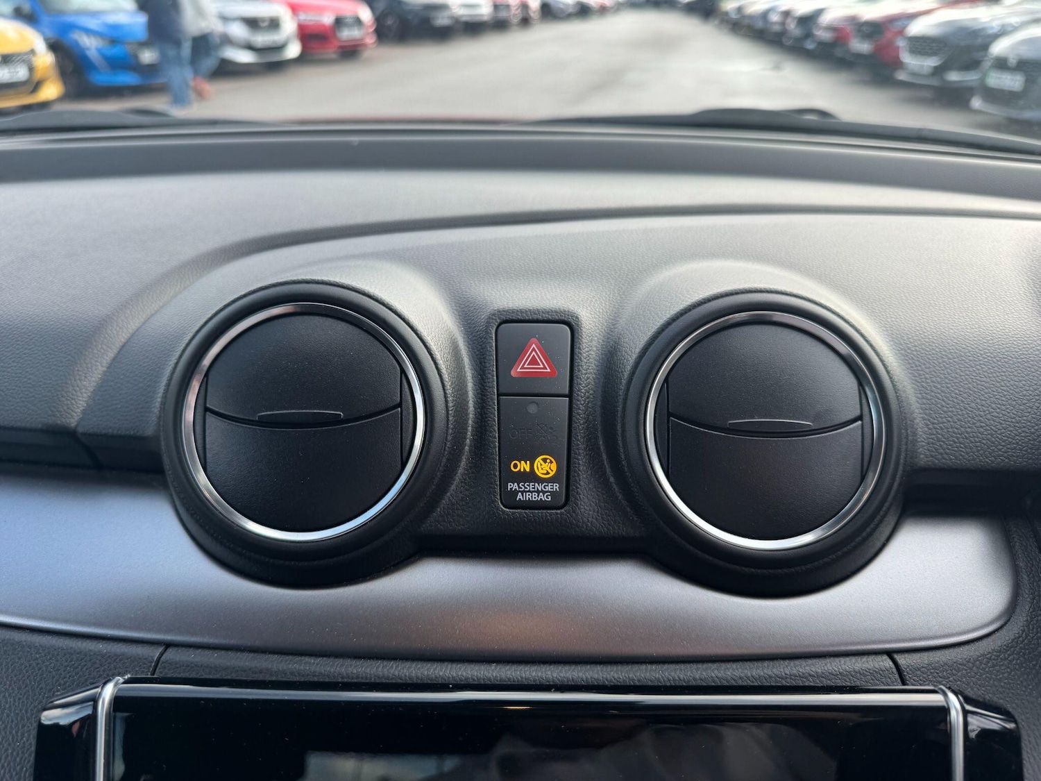 Used Suzuki Swift 2021 for sale - 76702489: Photo 23