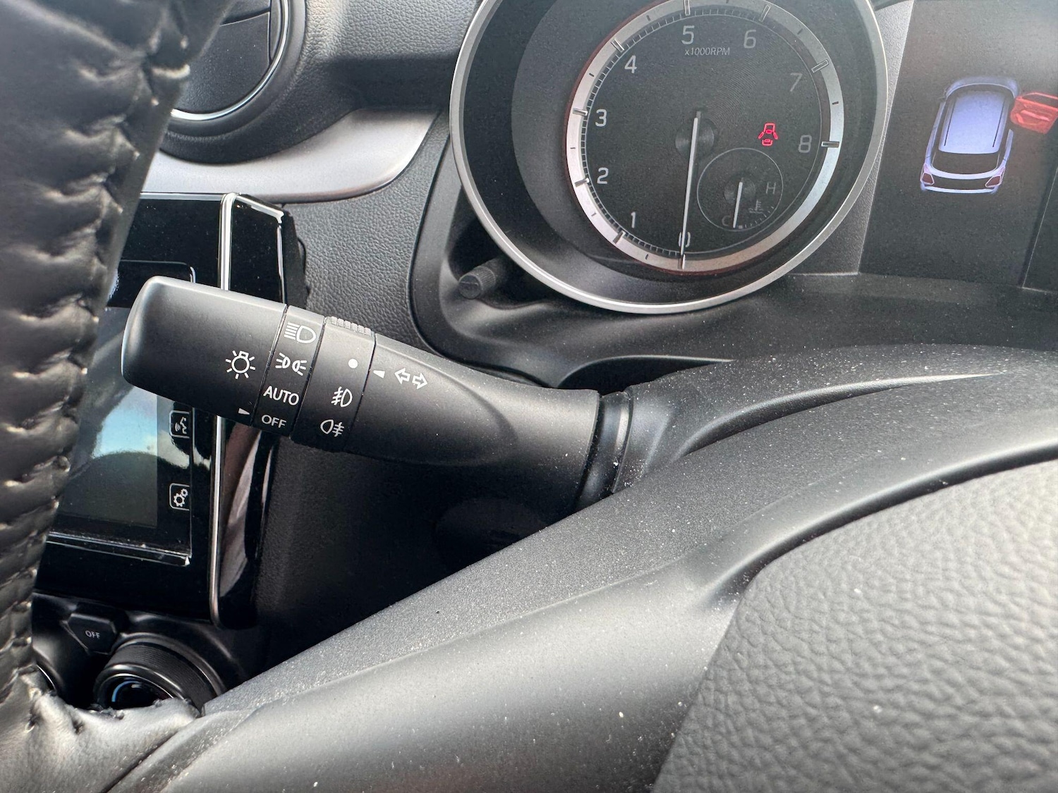 Used Suzuki Swift 2021 for sale - 76702489: Photo 30