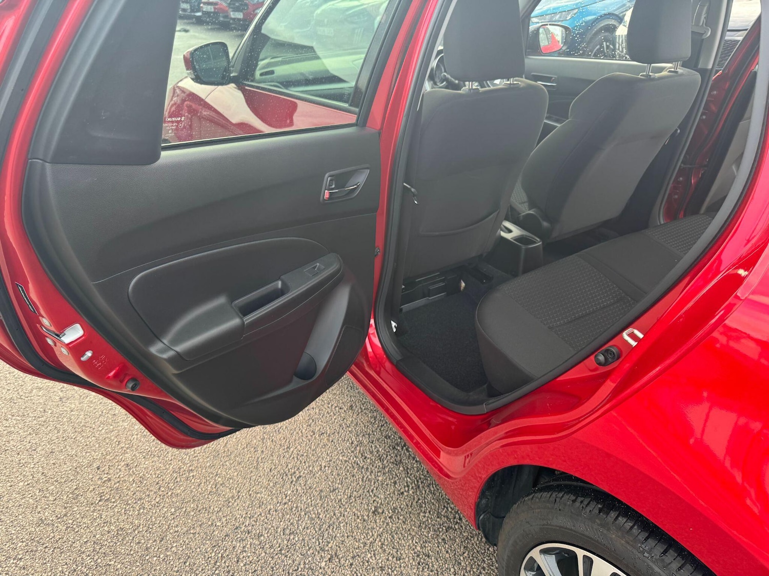 Used Suzuki Swift 2021 for sale - 76702489: Photo 39