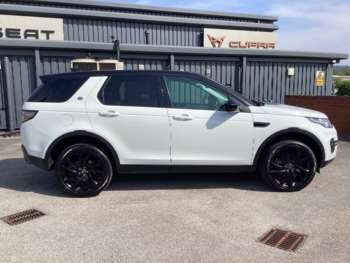 Used Land Rover Discovery Sport 2017 for sale - 75002851: Photo