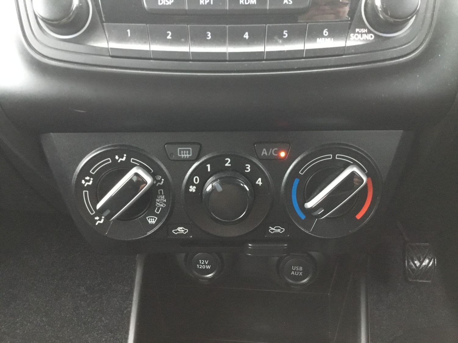 Used Suzuki Swift 2019 for sale - 76702218: Photo 20