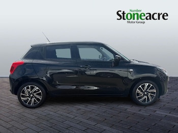 Used Suzuki Swift 2023 for sale - 78648090: Photo