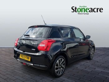 Used Suzuki Swift 2023 for sale - 78648090: Photo